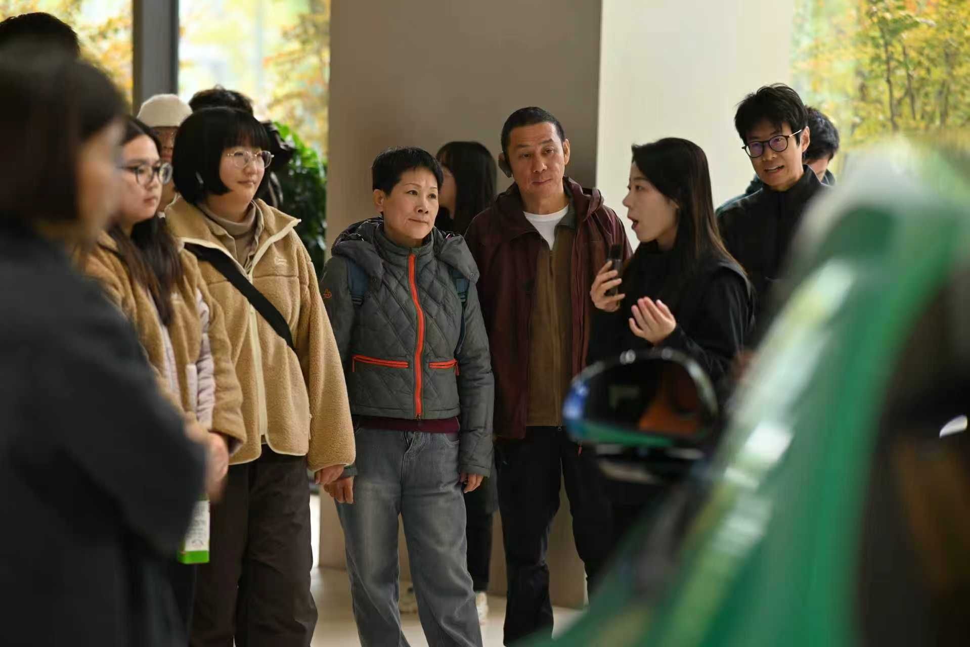 学校举办“共系祖国情 同筑中国梦”港澳台侨学生实践系列活动